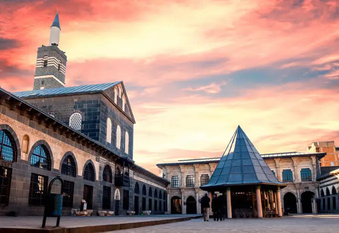 Diyarbakır Gezi Rehberi - Mikos Store